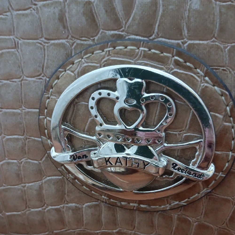 Kathy Van Zeeland Croc-Embossed Brown Crossbody Bag - Picture 4 of 15